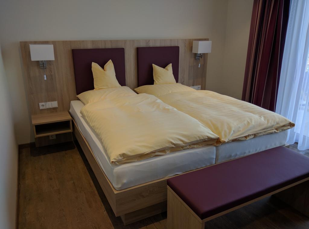 Hotel Zur-Borke Neuenrade Eksteriør bilde