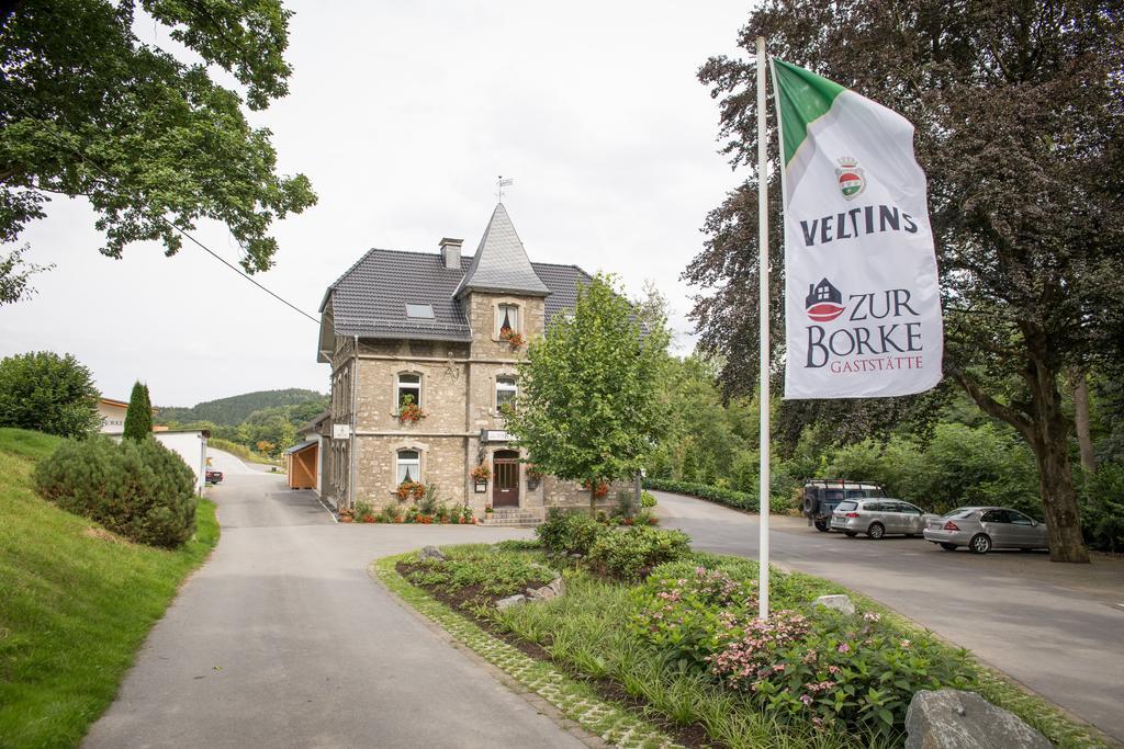 Hotel Zur-Borke Neuenrade Eksteriør bilde